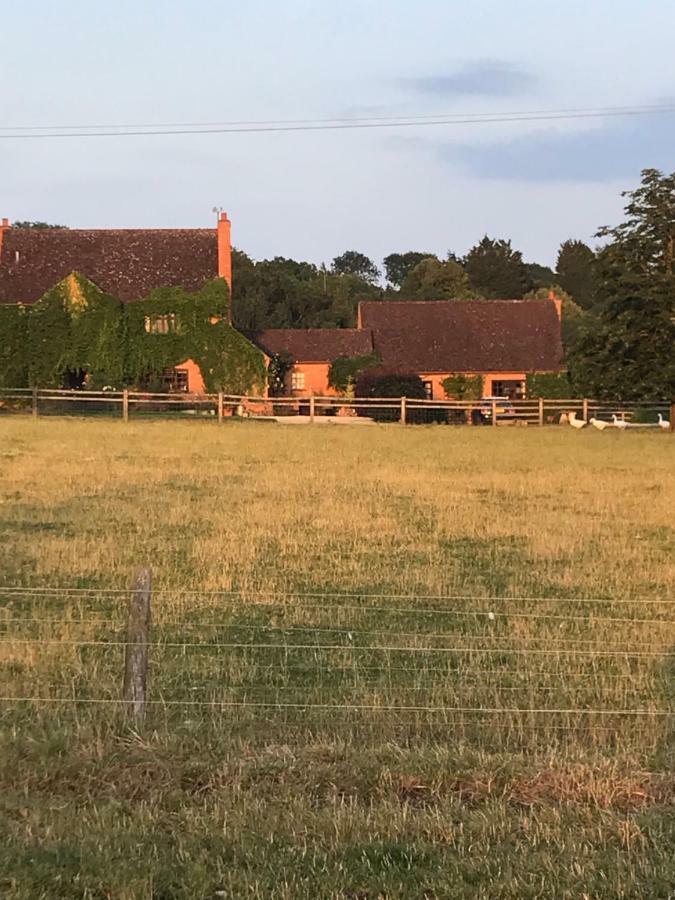 The Burrow Villa Wellesbourne Exterior photo